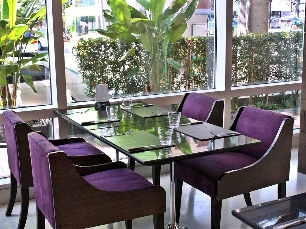 Centre Point Sukhumvit Thong-Lo Hotel Bangkok Bagian luar foto