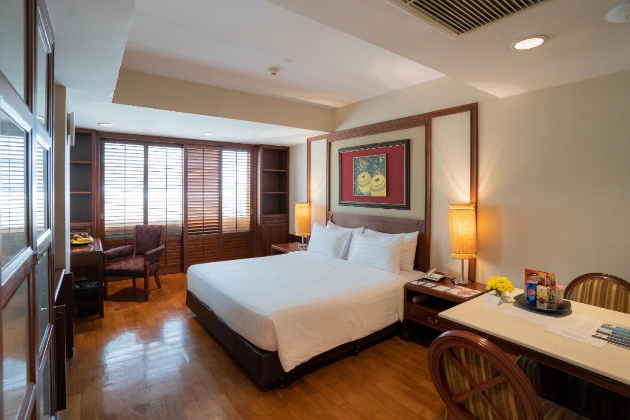Centre Point Sukhumvit Thong-Lo Hotel Bangkok Bagian luar foto
