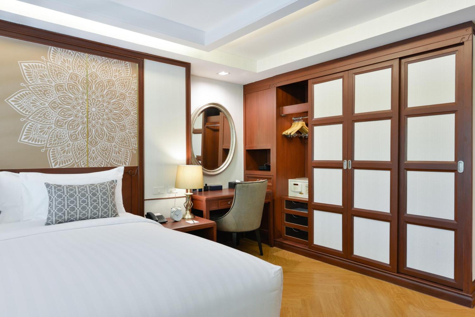 Centre Point Sukhumvit Thong-Lo Hotel Bangkok Bagian luar foto